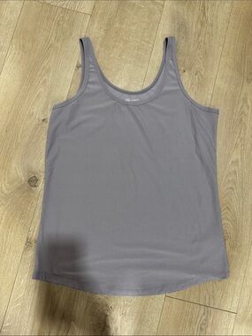 No Boundaries Lavender Gray Scoop Neck Tank Top